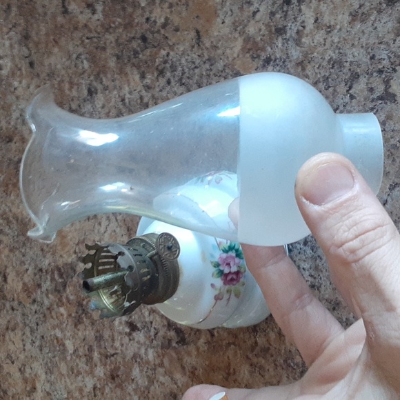 Beautiful antique oil lamp handmade from Japan - Picture 5 of 7